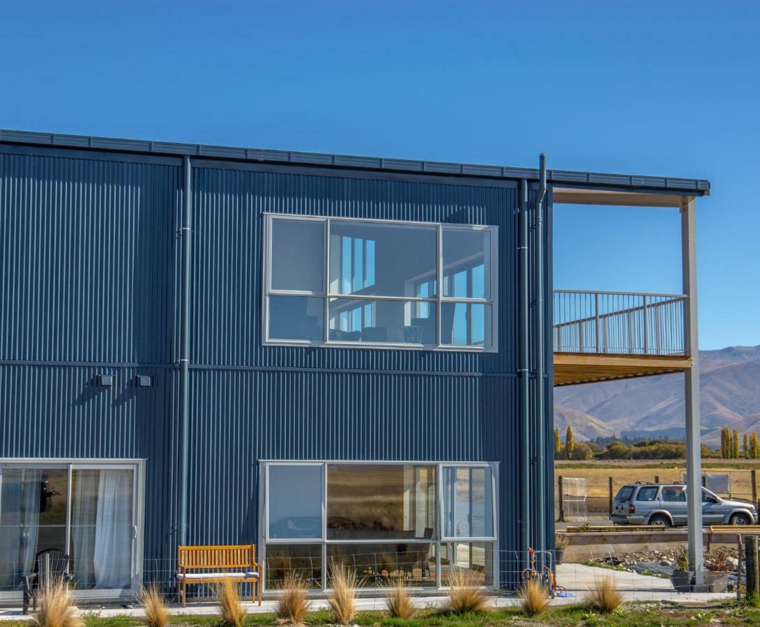 Pukaki Air Lodge Twizel Esterno foto